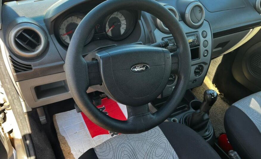 Ford Fiesta  1.6