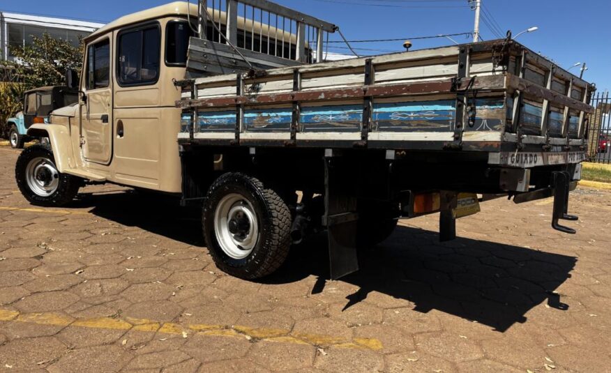 Toyota Bandeirante  3.7