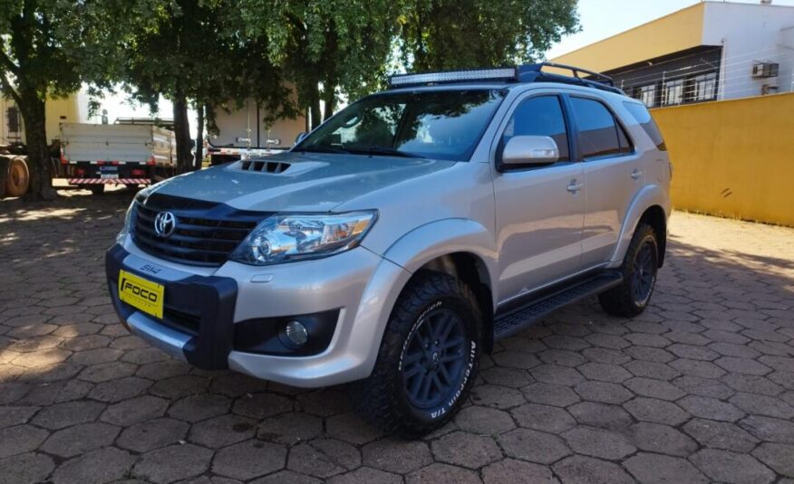 Toyota Hilux SW4  3.0 SRV