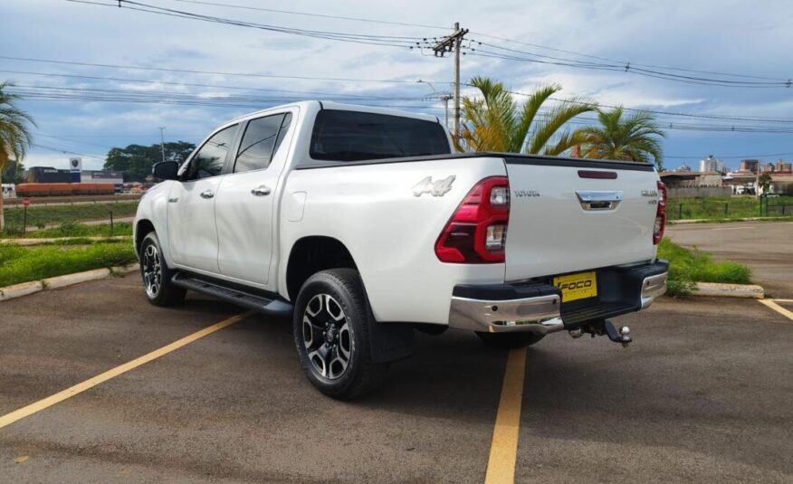 Toyota Hilux  2.8 SRX