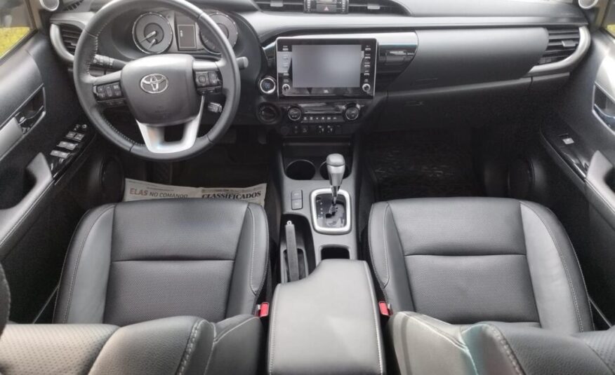 Toyota Hilux  2.8 SRX