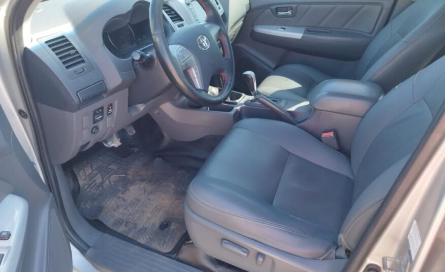 Toyota Hilux  3.0 SRV