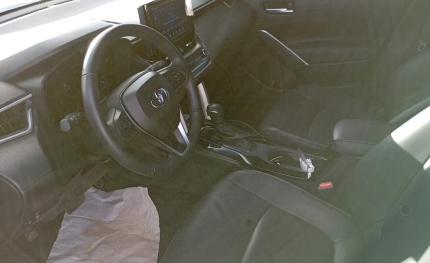 Toyota Corolla  2.0 Cross