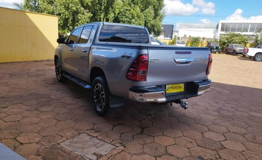 Toyota Hilux  2.8 SRV