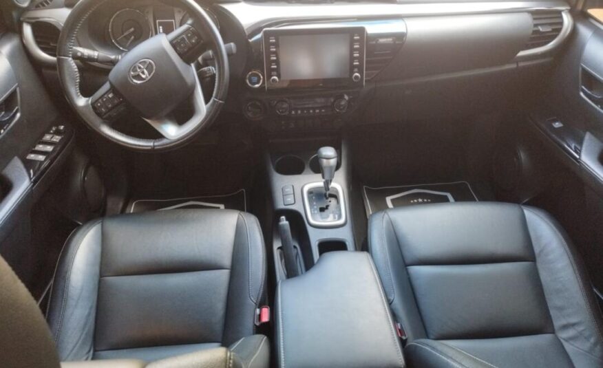 Toyota Hilux  2.8 SRV