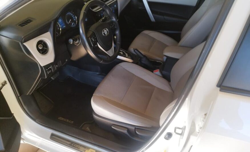 Toyota Corolla  2.0 XEI