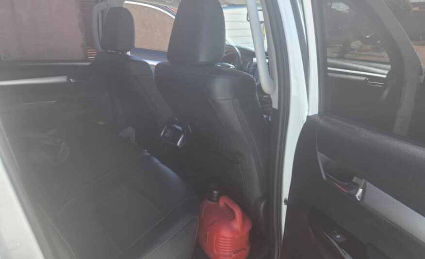 Toyota Hilux  2.8 SRV